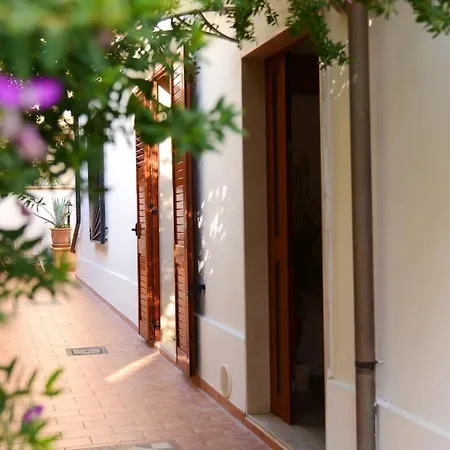 With One Bedroom In With Furnished Balcony And Wifi 3 Km From The Beach *