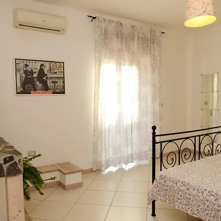 With One Bedroom In With Furnished Balcony And Wifi 3 Km From The Beach